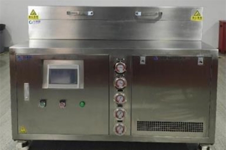 低温冷冻机用什么冷媒好？氨是常见选择！